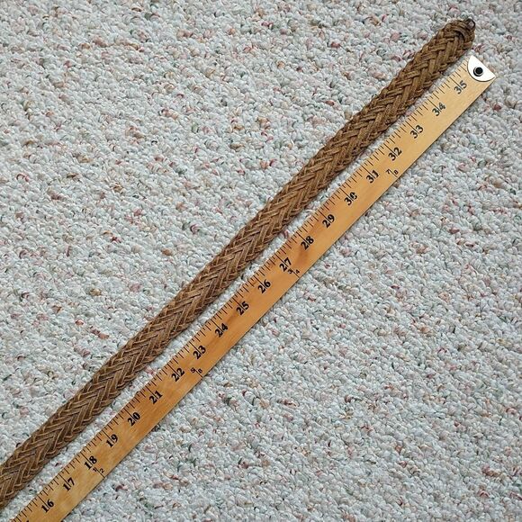 Classic Braided Leather Belt with Gold Buckle - Picture 9 of 10